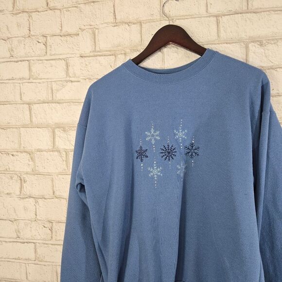Vintage holiday snowflake sweatshirt - Picture 4 of 15